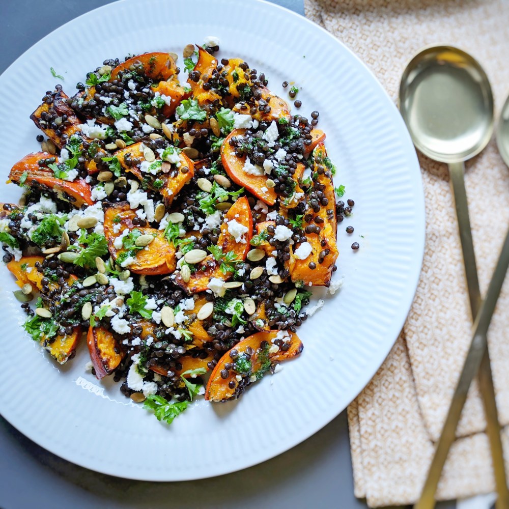 Salat med hokkaido og linser